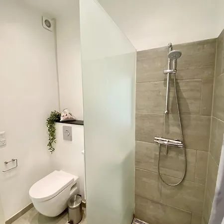New - Close To Center Apartment