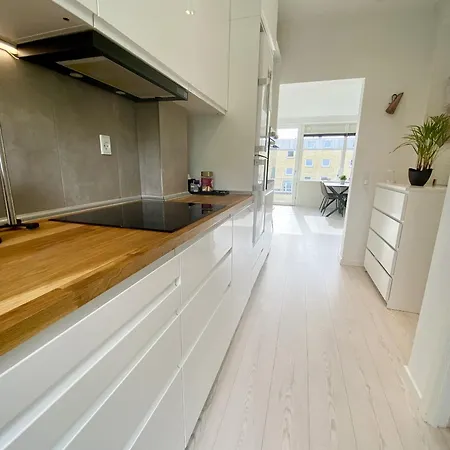 New - Close To Center Apartment